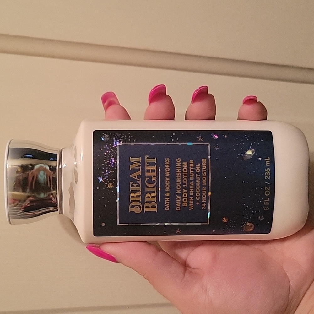 dream bright body lotion